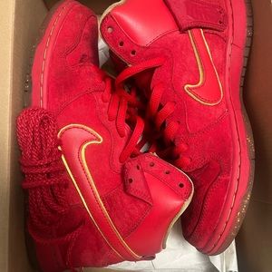 Nike Sb Chinese new years size 9